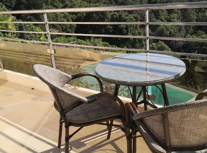 Apartment Moderne Magnifique Vue Sur Dans Cadre Calme Et Verdoyant Furiani