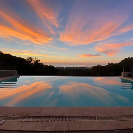 Moderne Magnifique Vue Sur Dans Cadre Calme Et Verdoyant *