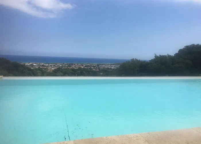 Moderne Magnifique Vue Sur Dans Cadre Calme Et Verdoyant Furiani